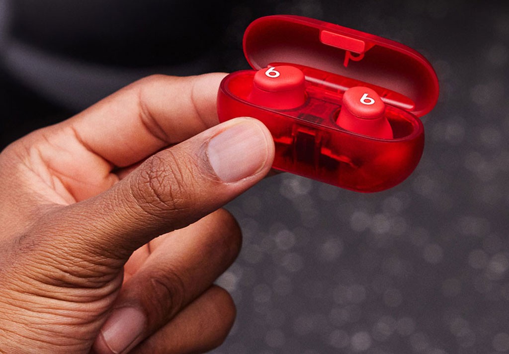 Beats Solo Buds - True Wireless Earbuds - Transparent Red